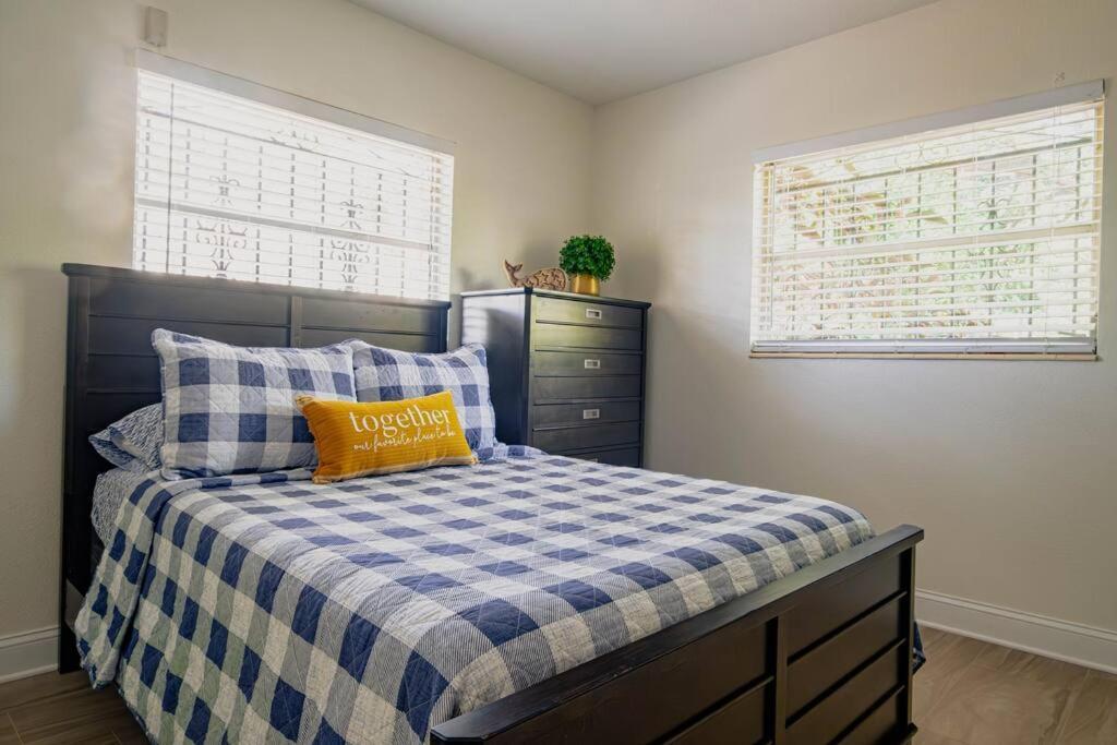 Holiday home Cozy 3bdr In The Heart Of *